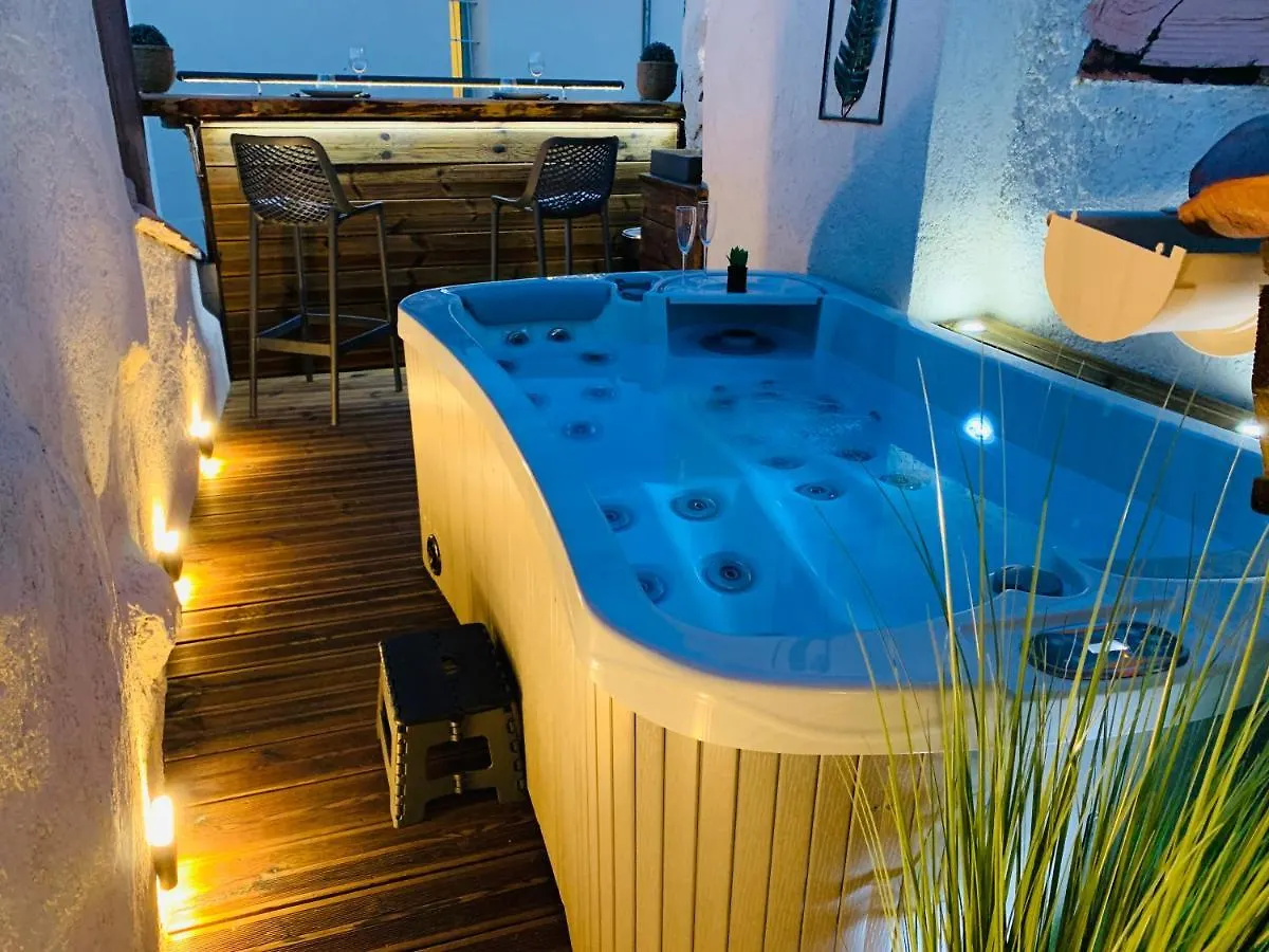 Apartment Duplex Bellevue Spa Privatif Toit D'Aix Aix-en-Provence France