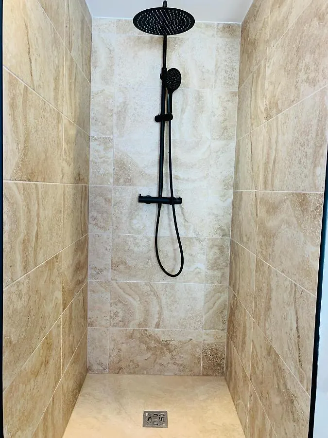 Duplex Bellevue Spa Privatif Toit D'Aix Aix-en-Provence Apartment