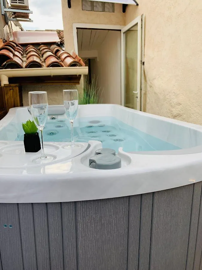 Duplex Bellevue Spa Privatif Toit D'Aix Aix-en-Provence France