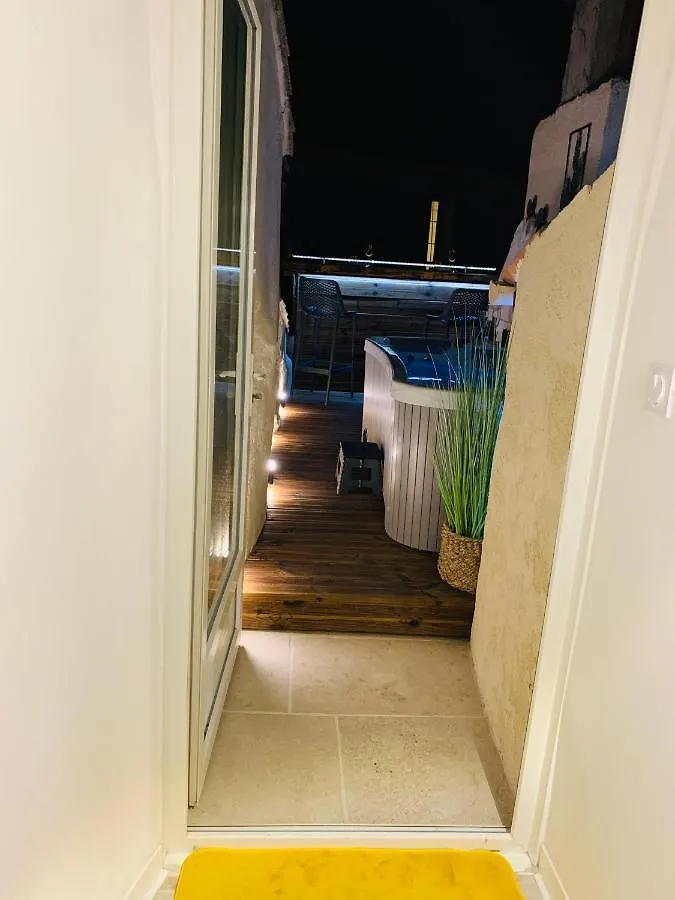 Duplex Bellevue Spa Privatif Toit D'Aix Aix-en-Provence Apartment